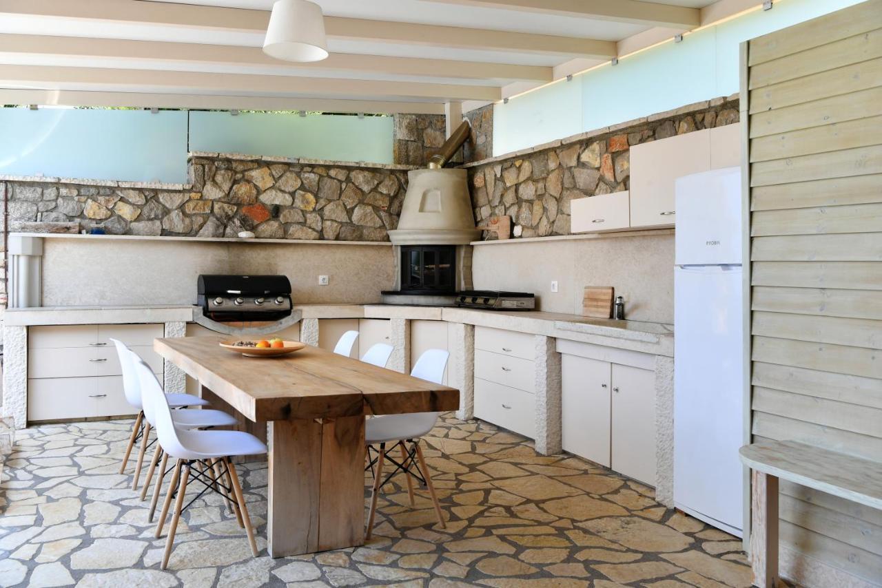 Villa Christianna Studios Áyios Nikítas Extérieur photo