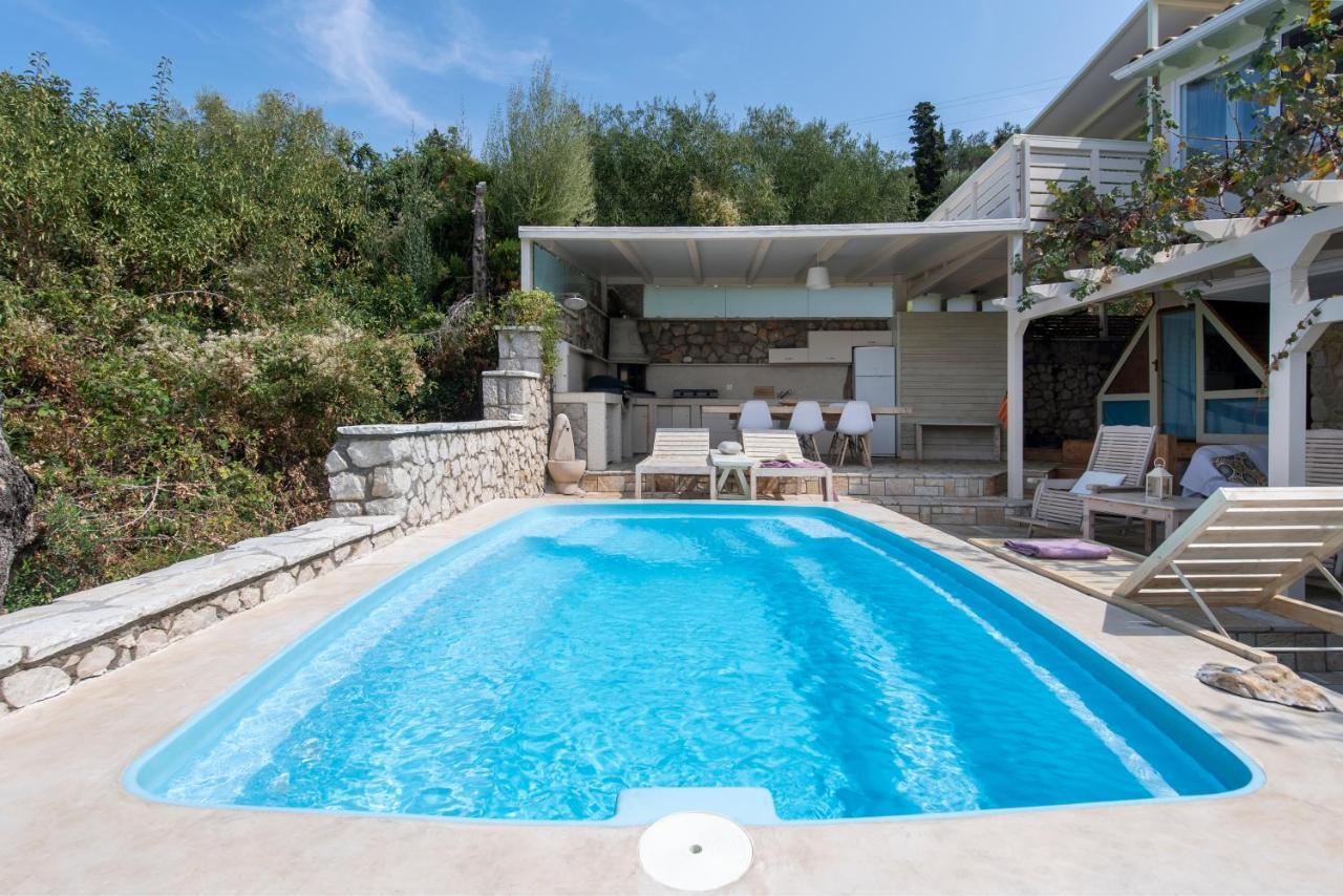 Villa Christianna Studios Áyios Nikítas Extérieur photo
