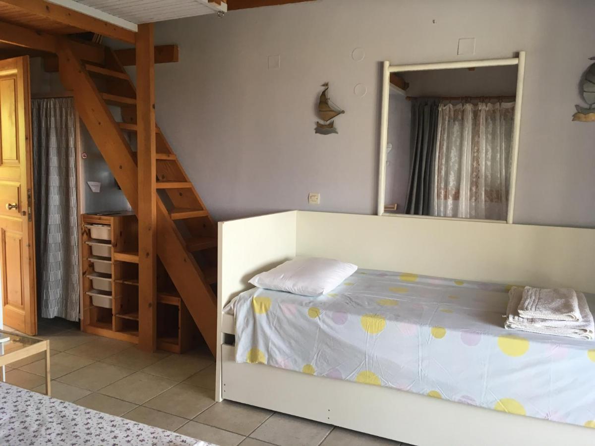 Villa Christianna Studios Áyios Nikítas Extérieur photo