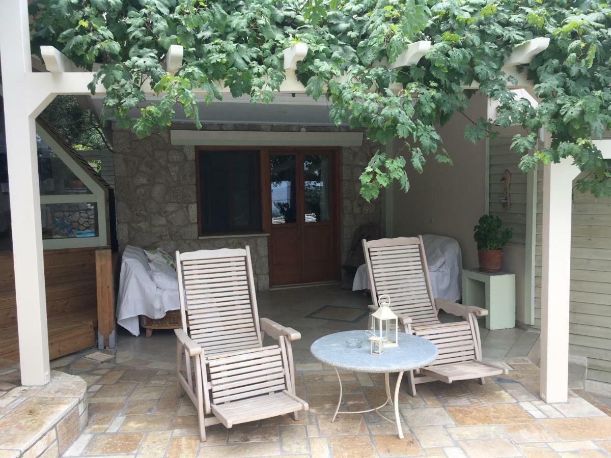 Villa Christianna Studios Áyios Nikítas Extérieur photo